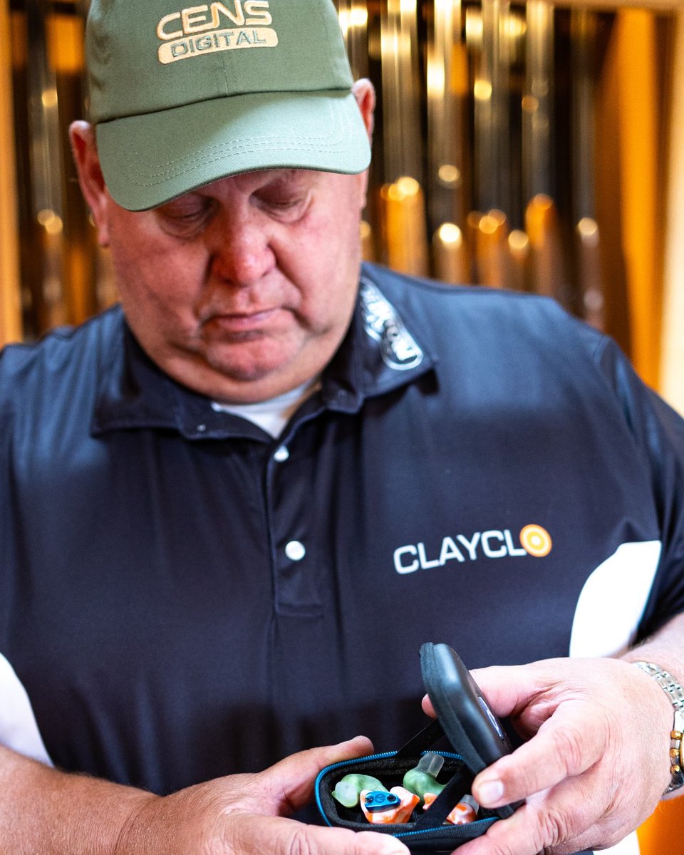 CENS digital tweet media