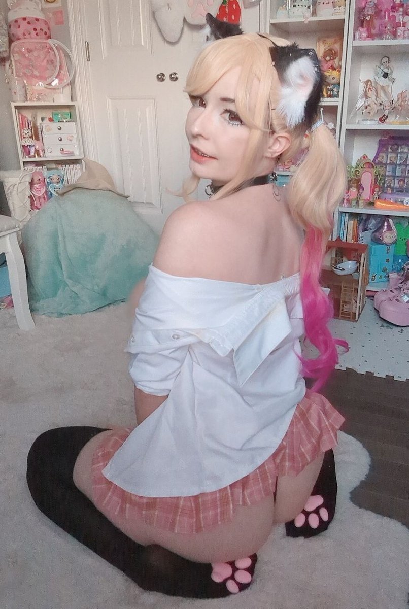 Koneko Cosplays tweet media