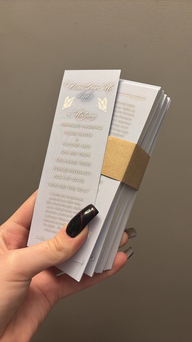 bsinmommy's tweet photo. przyszły do mnie właśnie zakładki z #wfmbef które będę miała dla was na PTK!! https://t.co/LFlSnw8BIi