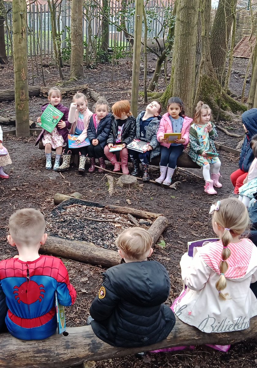 Mrs Davies tweet media