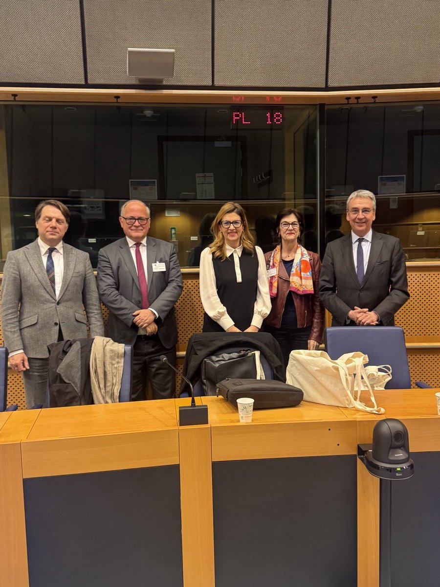 Stéphanie Yon-Courtin tweet media