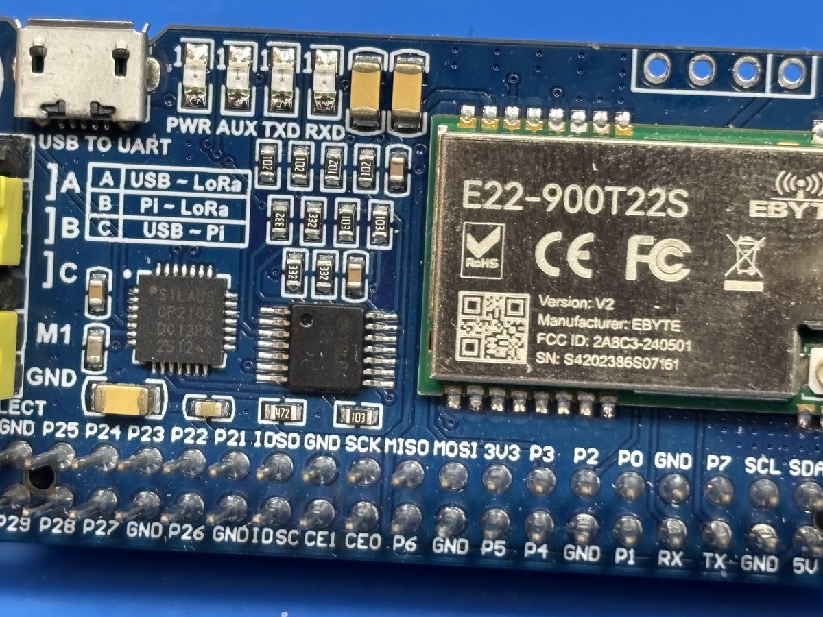 Technodabbler's tweet photo. How far can a sensor whisper? I tested #LoRa in real urban conditions using SX1262 radios to see how far low-power #IoT links really go, and what limits them in practice.
https://t.co/sZXCj9DGE6 https://t.co/xQzrwRKnYO