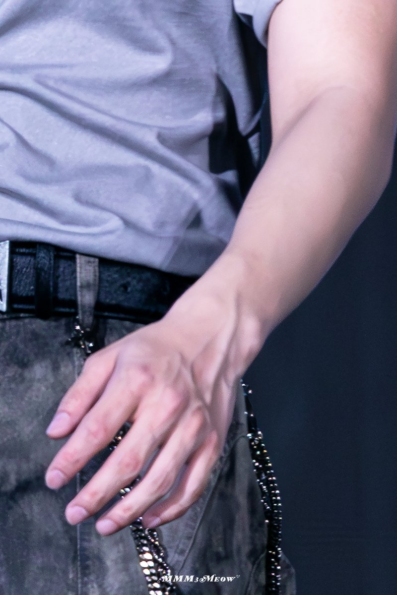 🫠

20260301

 #JUN #준 #ジュン
#문준휘 #文俊辉  #ムンジュンフィ 
#SEVENTEEN