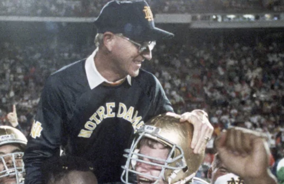 CFBGuy999's tweet photo. The 2026 season is for Lou Holtz

Win the National Championship for him

LEAVE. NO. DOUBT. 🍀 https://t.co/2EtpWuq0wH