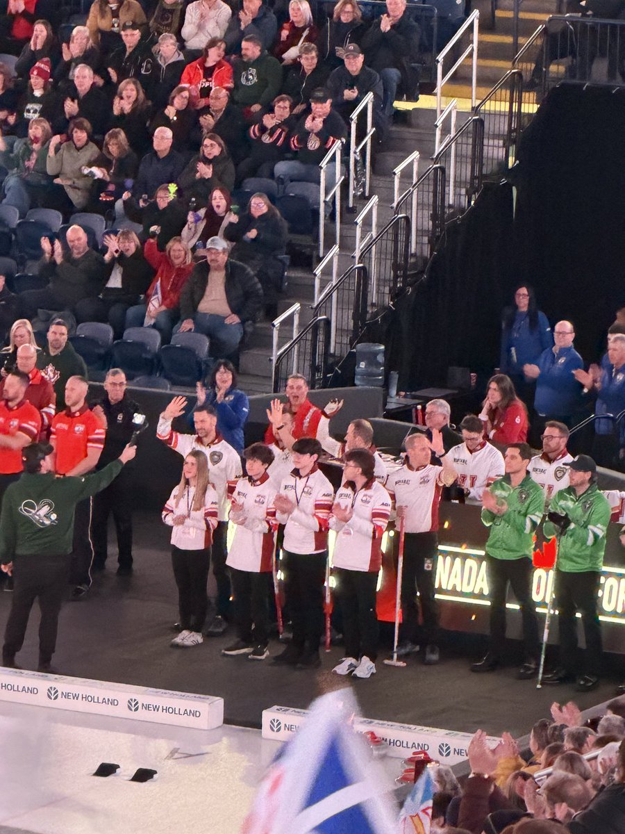 Janet Tobin 🫐🇨🇦 tweet media