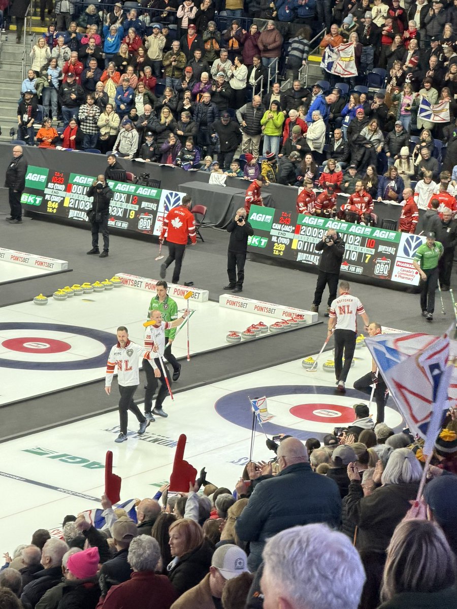 Janet Tobin 🫐🇨🇦 tweet media