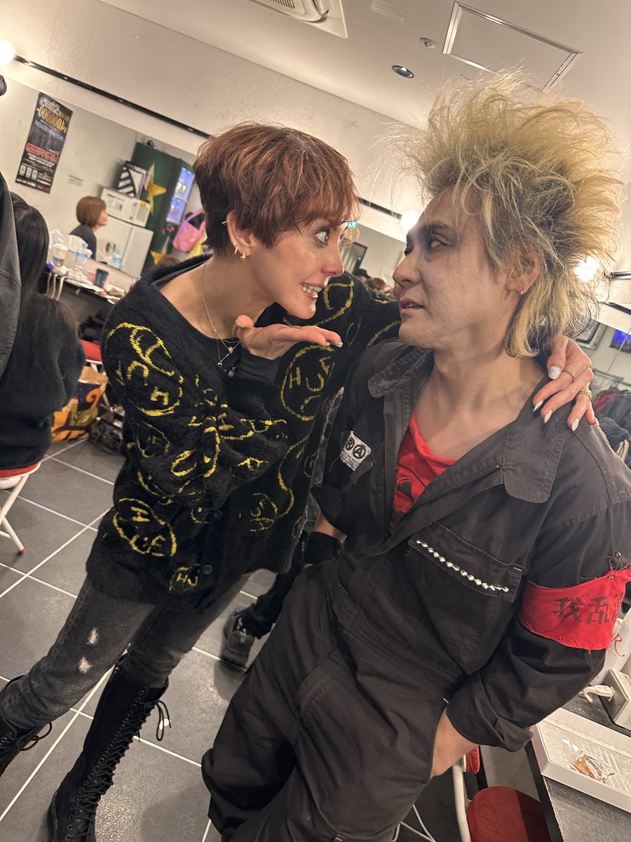 ヒロシ tweet media