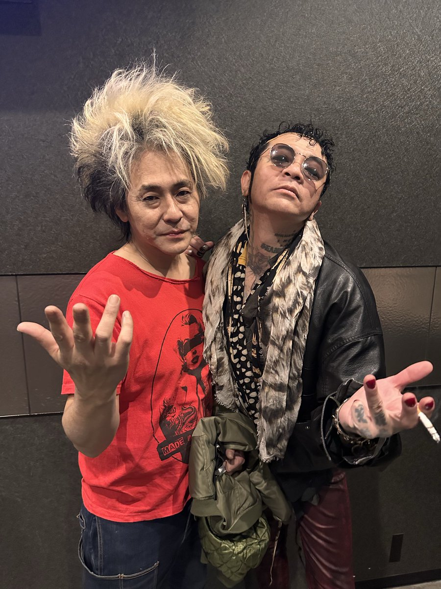 ヒロシ tweet media