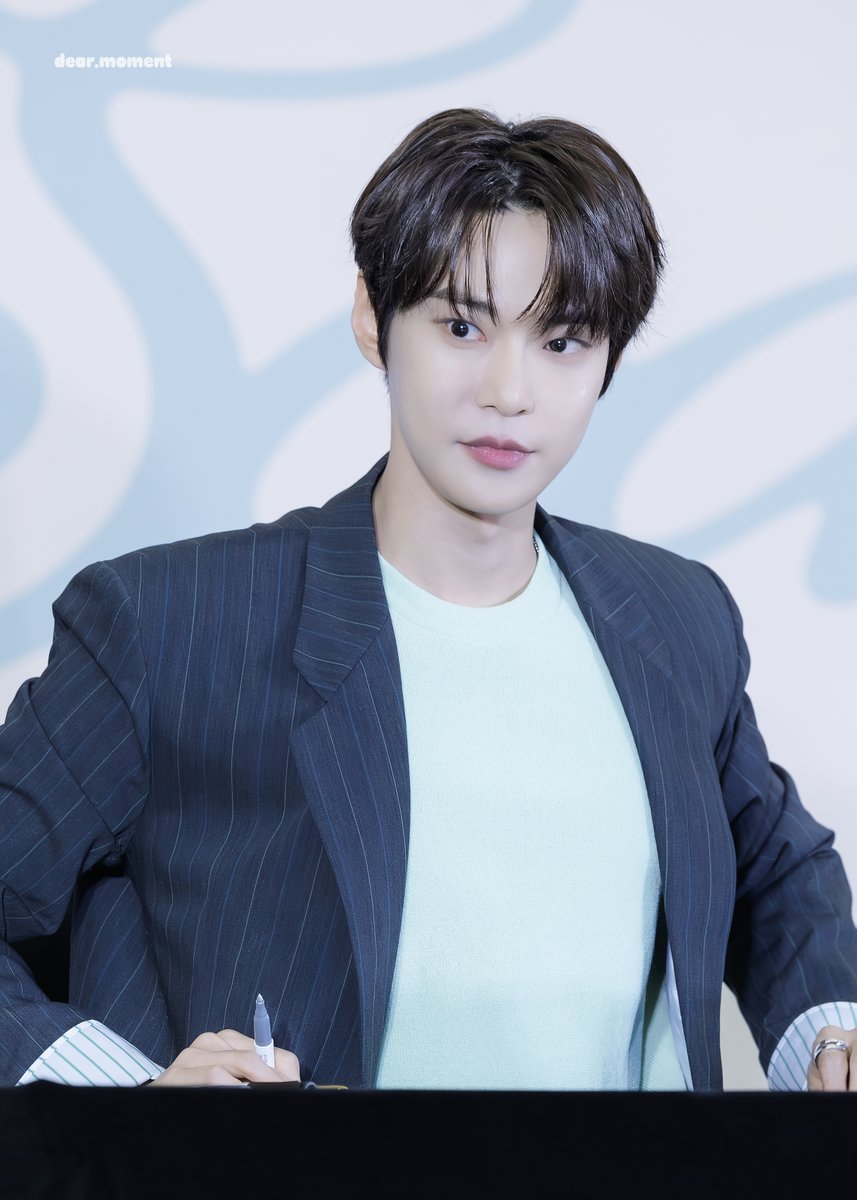 250528 영등포 타임스퀘어 밋앤그릿

 #도영 #doyoung #ドヨン
 #NCT #NCT127