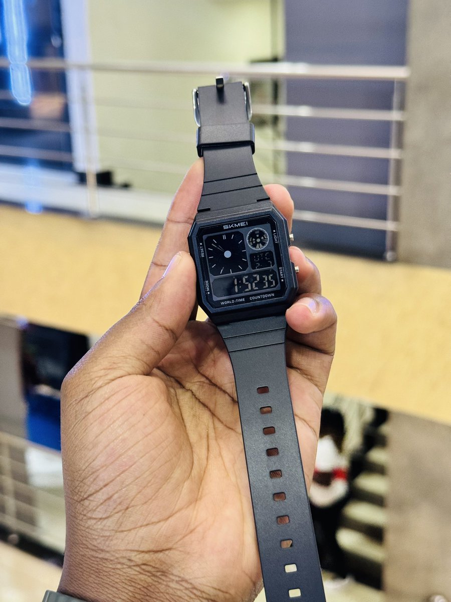 AmRoggoz's tweet image. You are either a Digital or Analog person

Which is which?

F1:SKMEI 2347 Blackout Edition KSH 2000

F2: SKMEI 2108 Analog KSH 2000

Countrywide Delivery✅

📍Cookie House 2nd Floor Shop 209
📞 0733 315 348
#TechIt | @techscents_ke