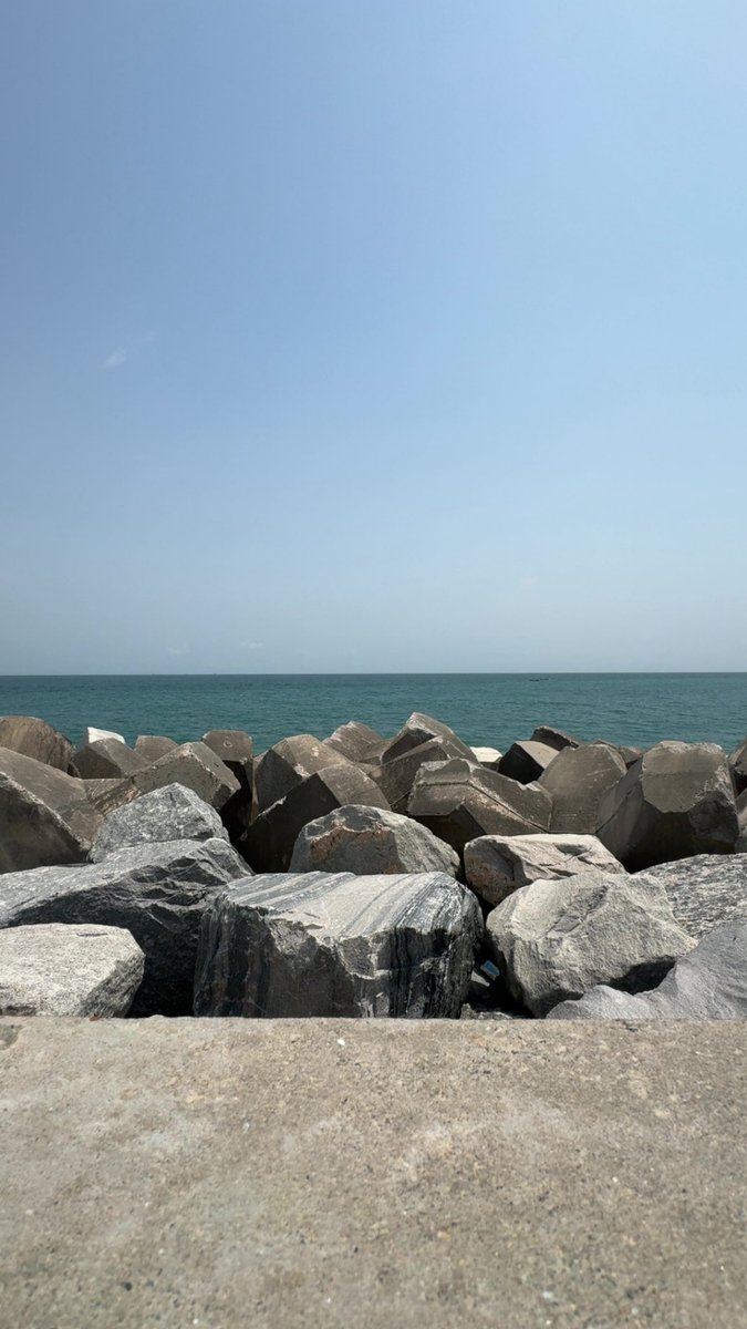 MideCodes tweet media