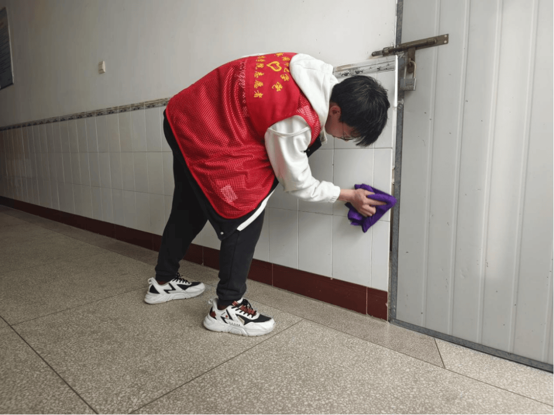哈芝咪經濟 tweet media