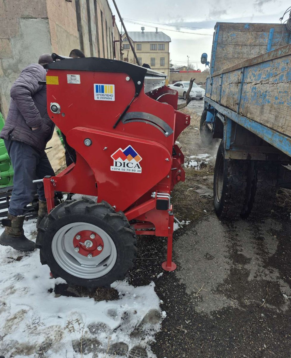 SmeInvestments's tweet photo. ԼԻԶԻՆԳԻ ՏՐԱՄԱԴՐՈՒՄ                            
Մանրամասն տեղեկությունների համար դիմեք DICA 
 https://t.co/x0rvgWnRPx
գլխամասային գրասենյակի հասցե՝ Երևան, Ն. Զարյան փողոց, 74 շենք, 277      
 հեռ.՝ +37410 708030, +37410 708040          
-------
 DICA-ը վերահսկվում է ՀՀ ԿԲ կողմից: https://t.co/hgPRn25dDa