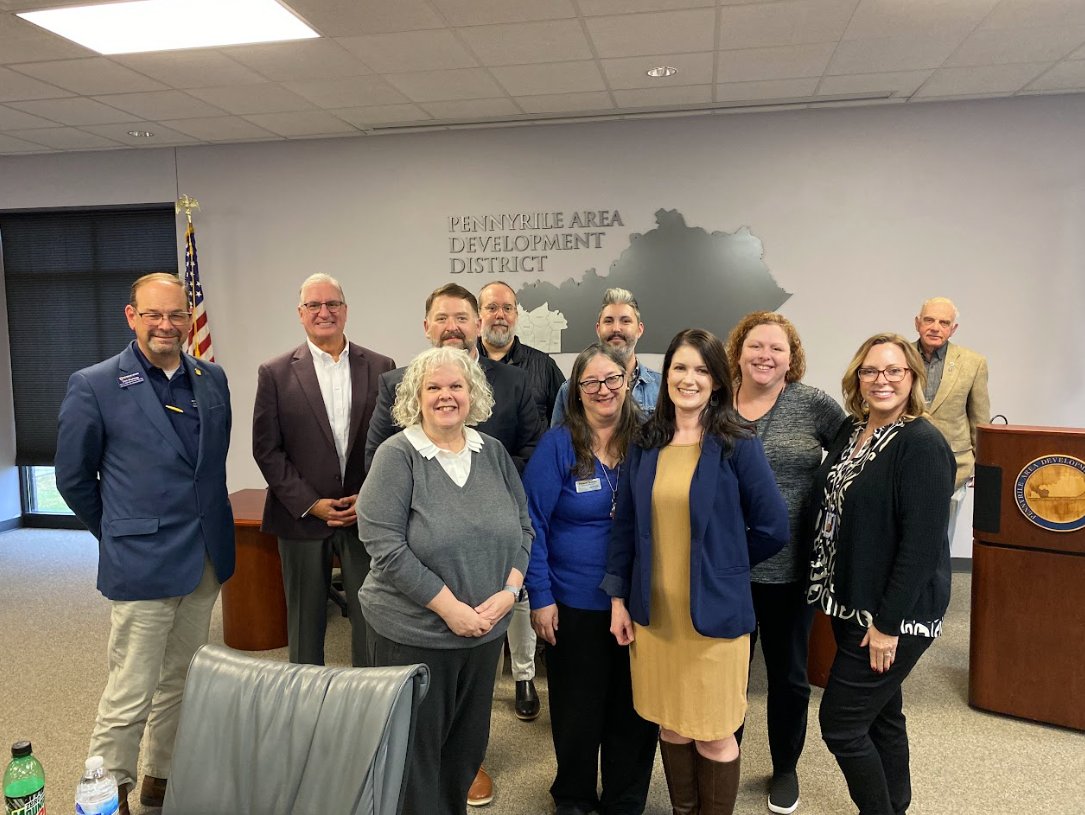 KyChamberFdn's tweet photo. The Statewide Workforce and Talent Team (SWATT) wrapped up the SWATT Roadshows last week, hosting 10 roadshows across Kentucky and engaging 166 employers.

These events strengthened connections between employers and workforce resources, helped businesses navigate talent solutions, and advanced Kentucky’s workforce ecosystem.

Learn more about SWATT: https://t.co/x2q0PFVf5o