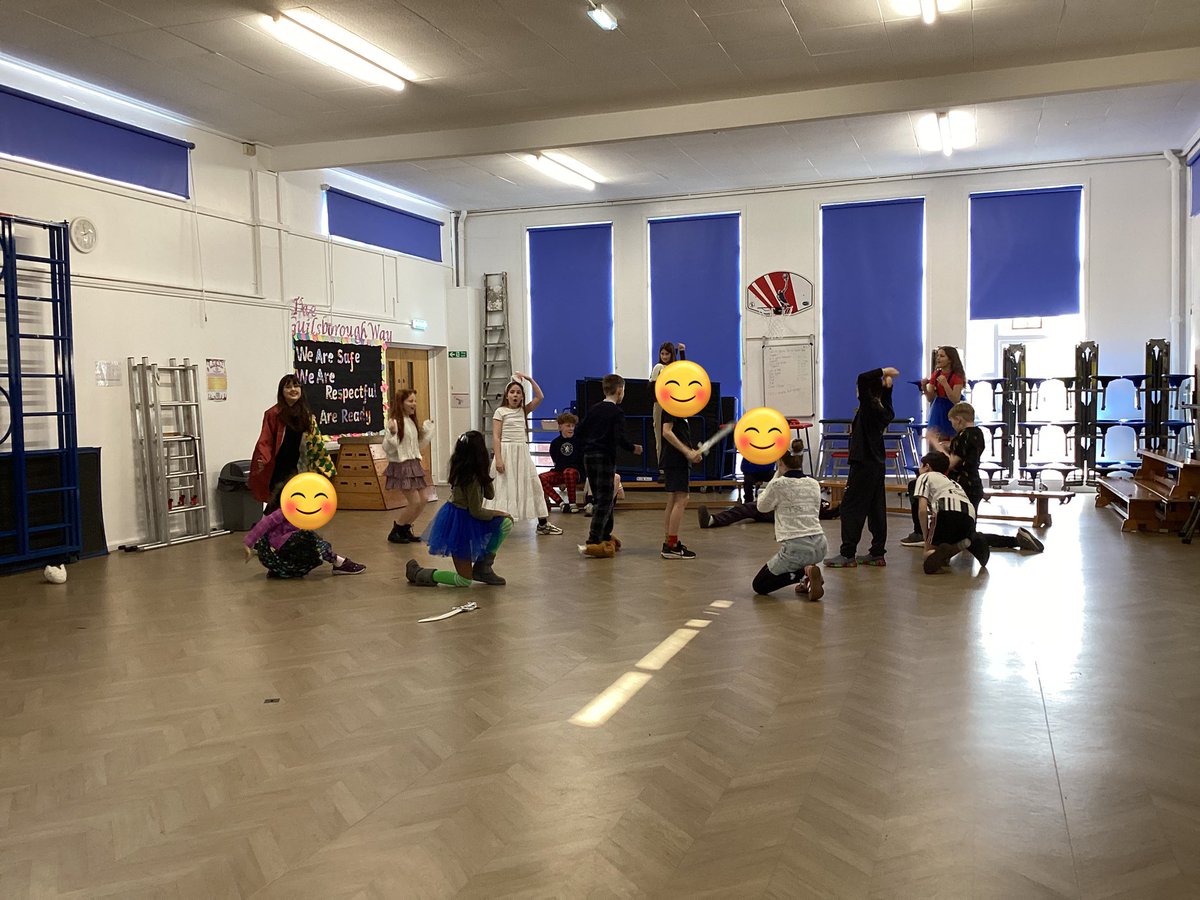 GuilsboroughPri's tweet photo. Year 6 have thoroughly enjoyed our amazing workshop, we created freeze-frames, played drama games and acted in our Peter Pan scene! We are so excited to see how our scene will be performed with the rest of the school!#guilsboroughprimaryschool #togetherachievingmore #worldbookday https://t.co/TIJZIrQ106