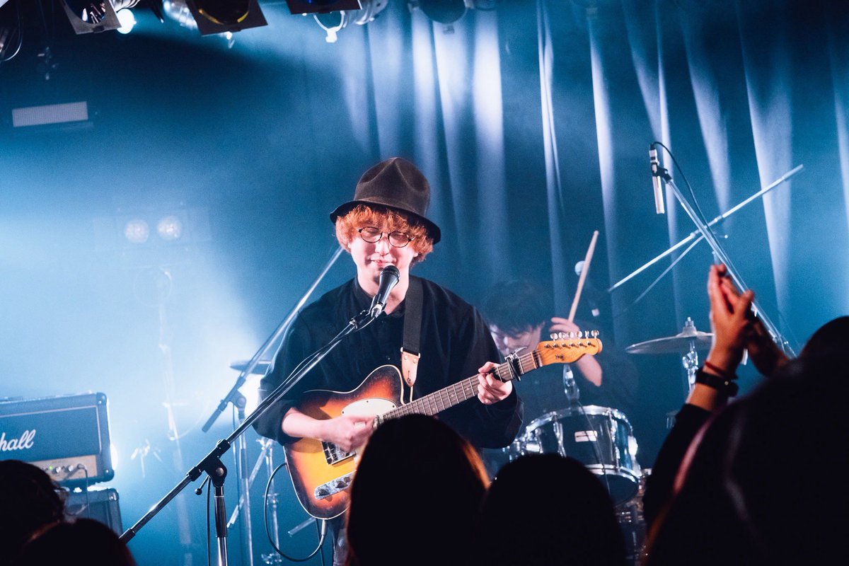 YamaokaTomotake's tweet photo. FLAMYNGS Overlap Tour Final
ツアーを終えてより自由に歌えるようになってきて歌がとても楽しい
FLAMYNGSのメンバーの成長も相まってこれからどこへでもいける気がしてます
次は8/22 #FLAMYNGSFES2026 に向けて
応援よろしくお願いします🧙🏻♀️🦩
#FLAMYNGS
#山岡トモタケ
#overlaptour
Photo(@hiro_57p) https://t.co/bspCsnluYX