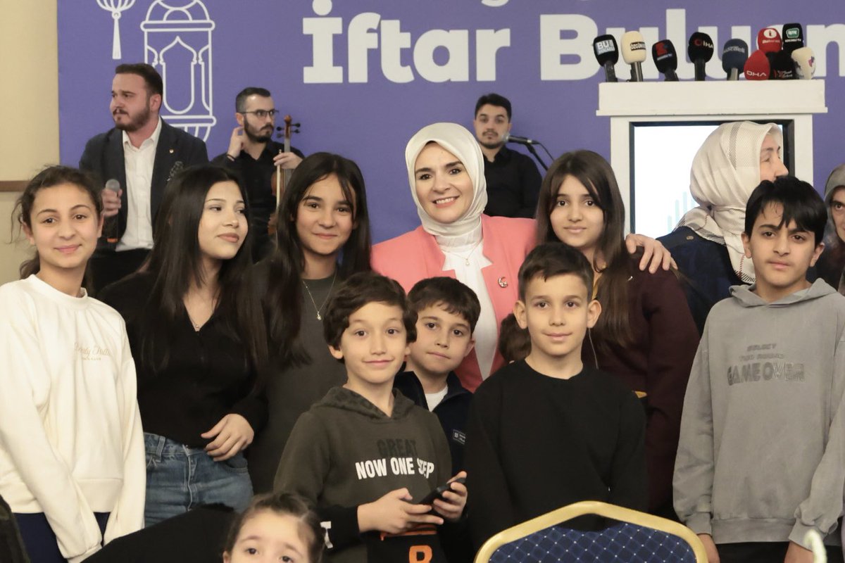 Mahinur Özdemir Göktaş tweet media