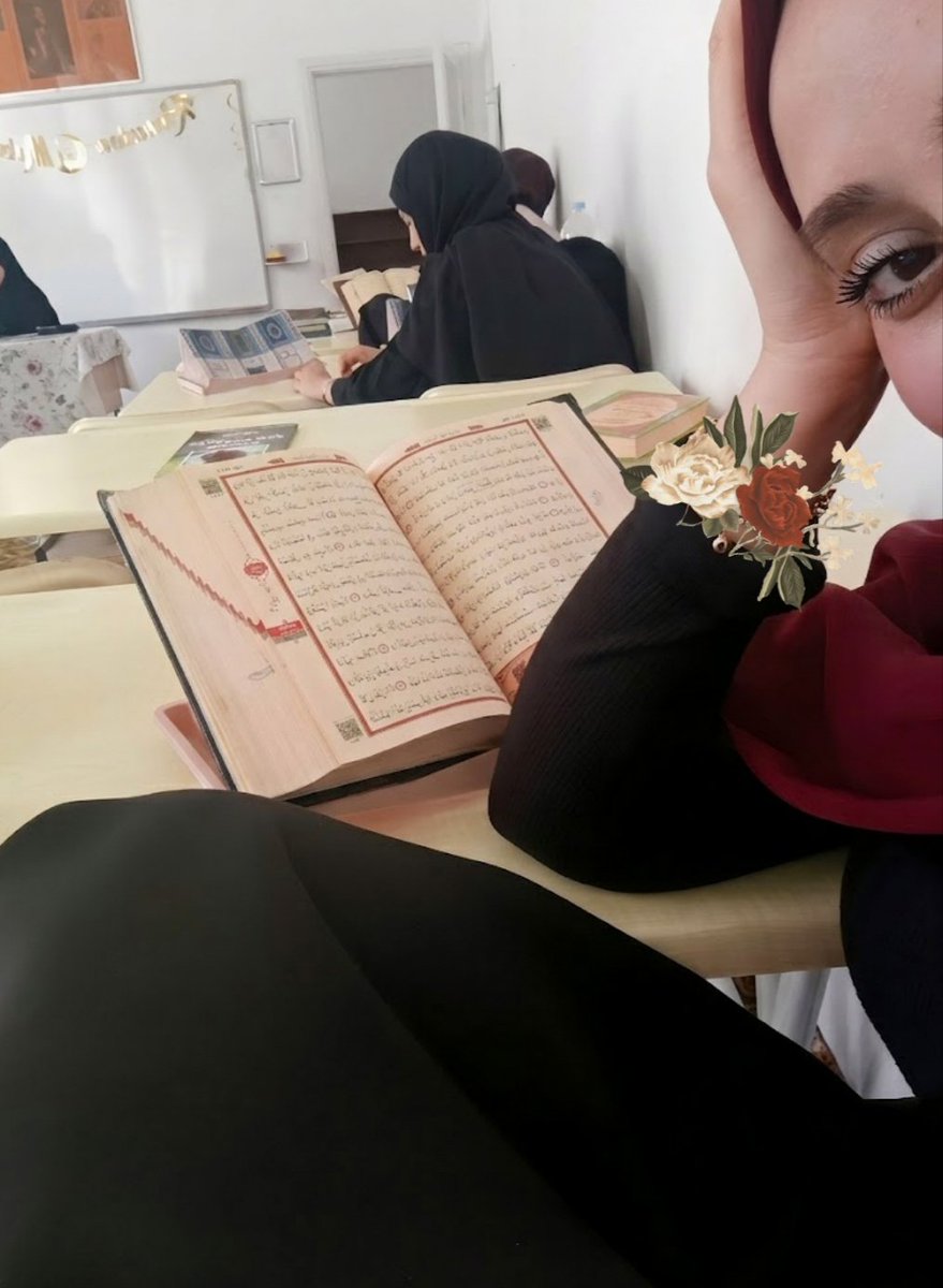 hayalmeyalmis's tweet photo. Kur'an'la dolan vakit, ziyan olmaz. https://t.co/zslFw7urdZ