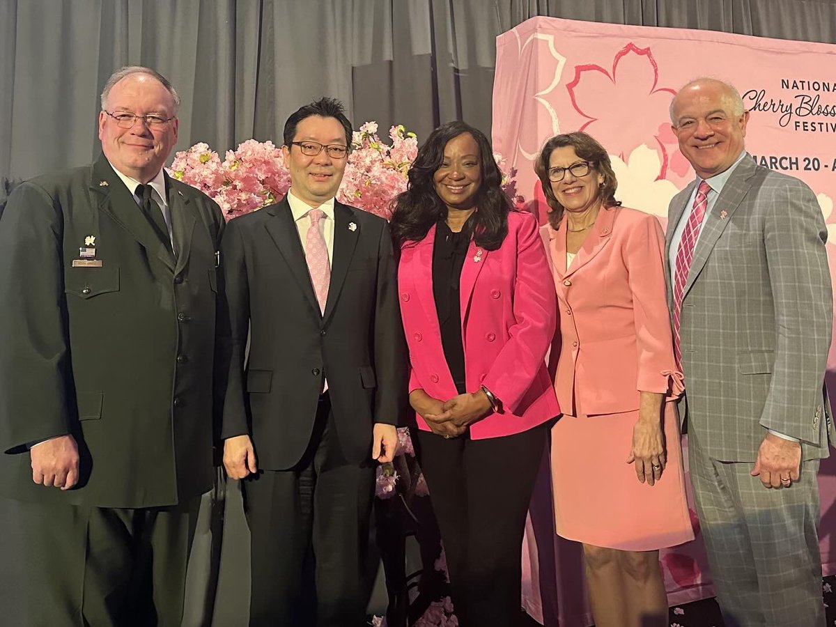 DCSecretary of State tweet media