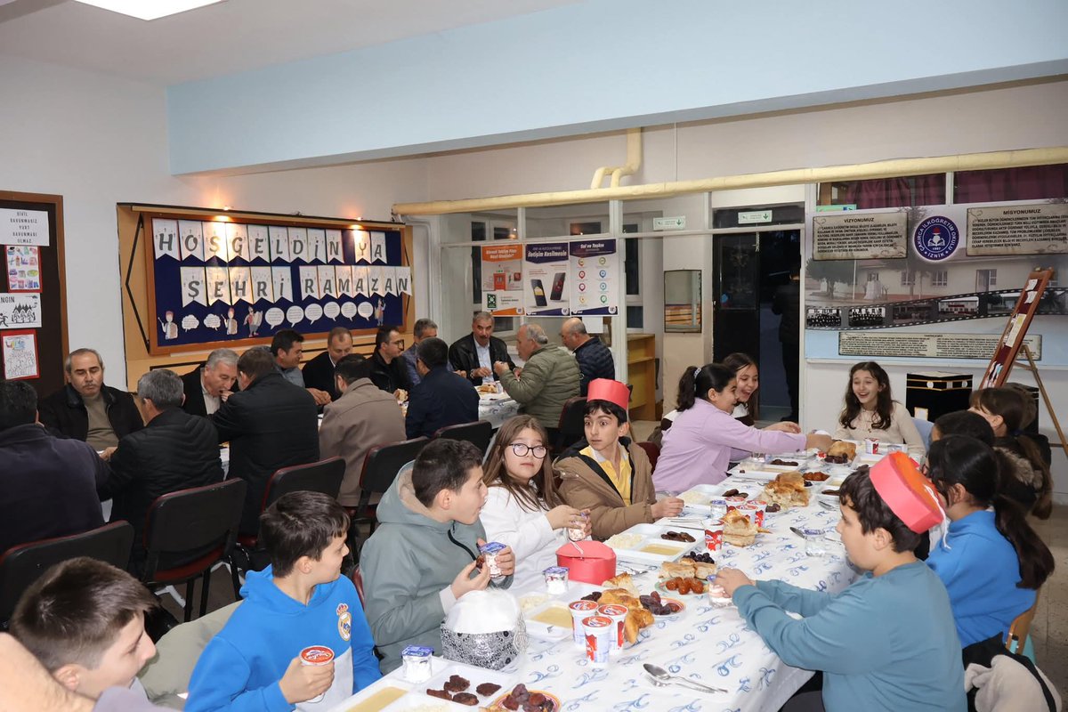 İznik İlçe Milli Eğitim Müdürlüğü tweet media