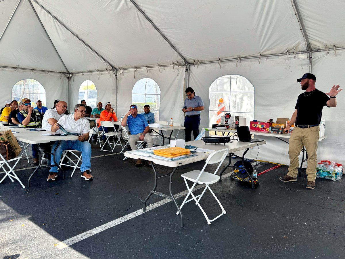 PolyglassUSA's tweet image. 🎥 Tecnocoat Demo at Polyglass

Yesterday at our Deerfield Beach office, local contractors joined us to explore the Polyglass Tecnocoat liquid-applied waterproofing and traffic coatings line during a presentation and live demo.

#Polyglass #Tecnocoat #Waterproofing