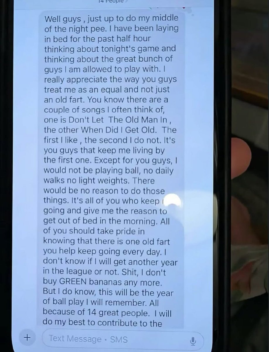 Braindead Bird App tweet media