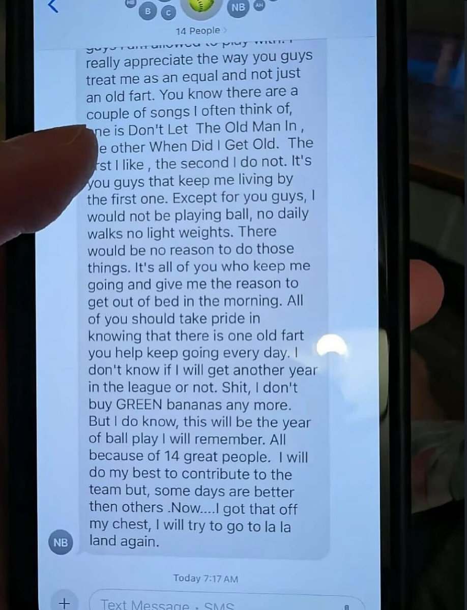 Braindead Bird App tweet media