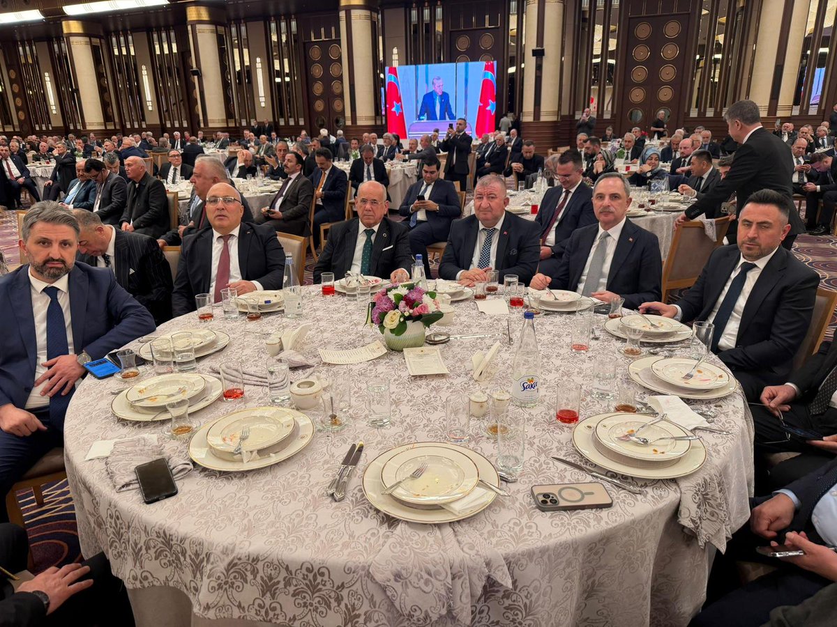 İstanbul Esnaf ve Sanatkarlar Odaları Birliği tweet media