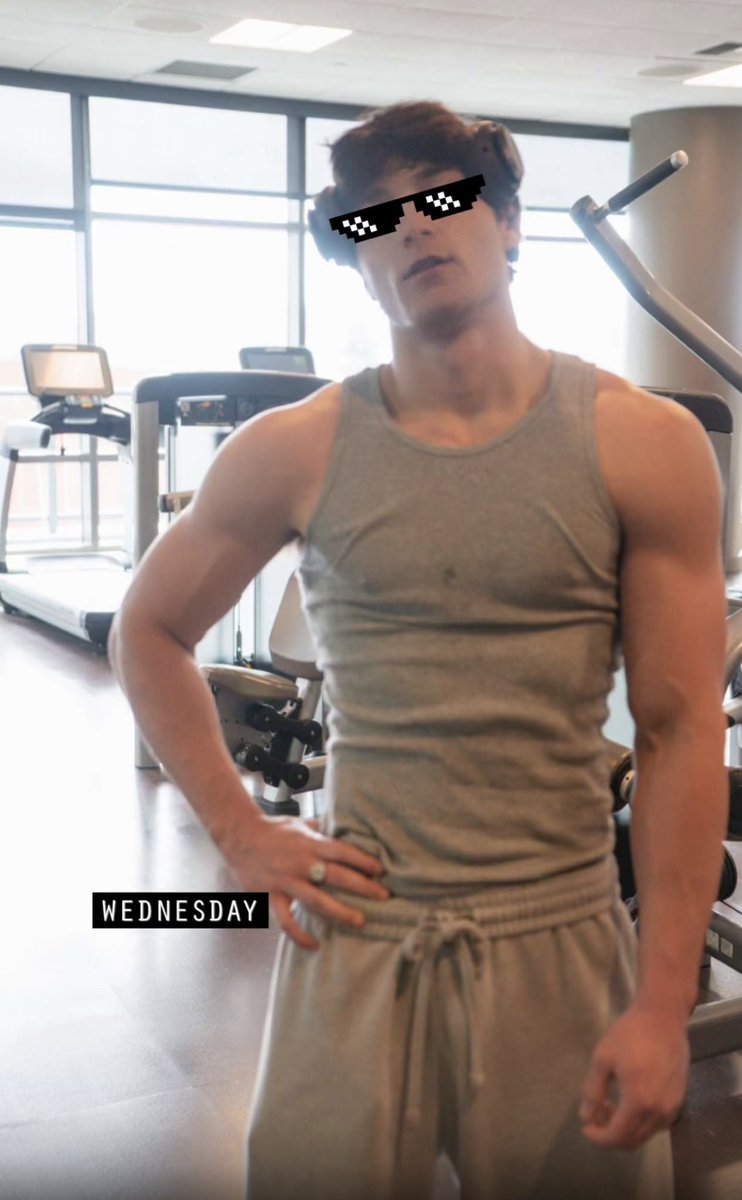 Celeb & Armpit Gooner 🥴 tweet media