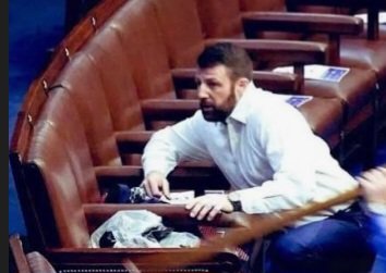 VaTechPhiDelt's tweet image. Markwayne Mullin, our new Secretary of Homeland Security...

If he is as good at protecting us as he is protecting himself, we should be good...