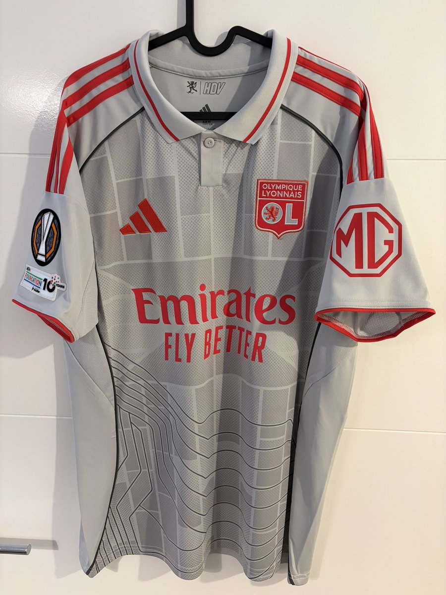 LaursenB's tweet photo. £23 from ASOS! Created and applied all the prints for a full Europa league match spec #KitNerd #OL #OlympiqueLyonnais #Lyon #Tessmann #USsoccer https://t.co/jbKZ49phqu