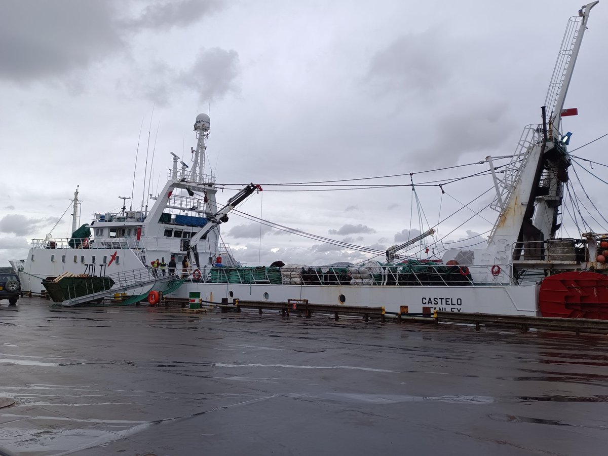 After a few really nice sunny days stuck in the office, today it's inspection time, and yes it rained, and rained. But good inspection done.