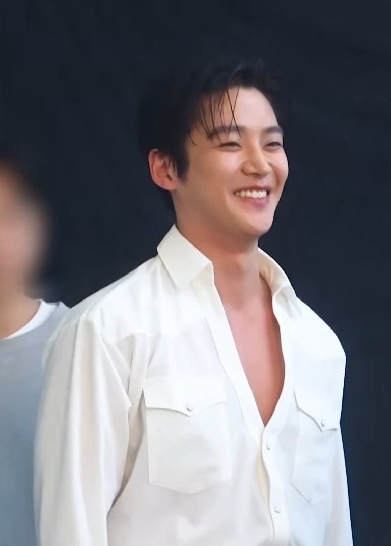 Yoonria ᴿᴼᴹᴵᴺᴳ 💛 (@skyscypher) on Twitter photo 