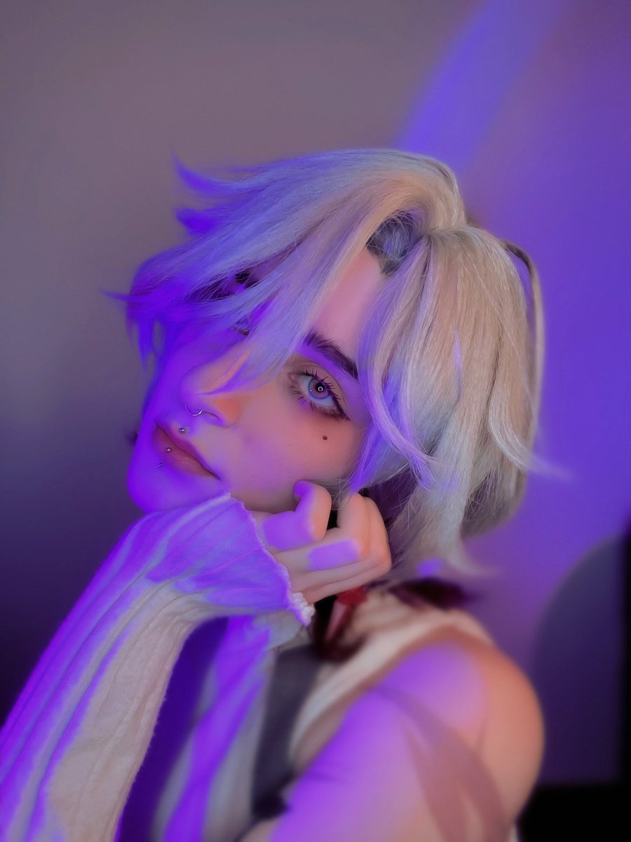 BEE 🎭||faelight yuri pilled|| tweet media