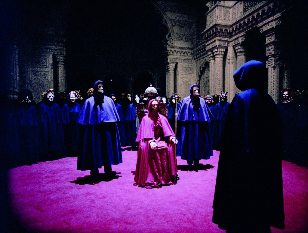 Maria_Pineda's tweet photo. ¿No quieres ir a donde termina el arcoiris?

Don't you want to go where the rainbow ends?

EYES WIDE SHUT (1999)
#frasesdepeliculas #moviequotes #TomCruise #nicolekidman #sydneypollack #StanleyKubrick #drama #misterio #eyeswideshut #quotesfrommovies https://t.co/wAUHkqvOIf