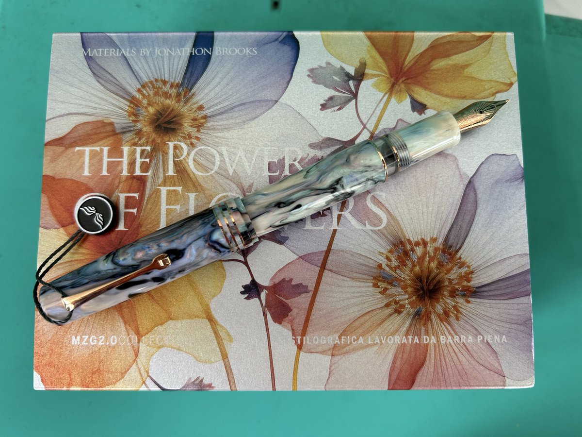 Pam - Pen Lover tweet media