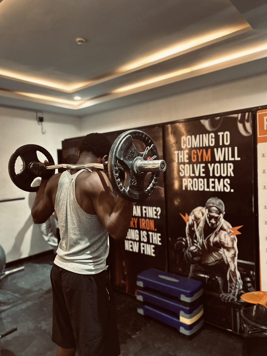 TheAlchmPrince's tweet photo. One honest advice as a trader:

Treat Forex like the gym.

When you first enter the gym, you’re weak.  
You’re inconsistent.  
You get tired fast.  
You even feel embarrassed sometimes.

Same thing in trading.

At first:
You overtrade.  
You revenge trade.  
You break your rules.  
You chase every setup.

And then you wonder why there’s no progress.

But here’s what the gym teaches you…

Results don’t come from motivation.  
They come from showing up on days you don’t feel like it.

Some days in the gym you feel strong.  
Some days you feel off.  
But you still train.

Some days in the market you win.  
Some days you lose.  
But you still follow your plan.

Nobody builds a great body in 30 days.  
Nobody builds a solid account in 30 days.

It’s boring sometimes.  
It’s repetitive.  
It requires ego control.

You don’t add 100kg on the bar on your first week.  
So why are you risking 10% per trade?

You don’t quit the gym because of one bad workout.  
So don’t quit trading because of one bad week.

The real transformation in both?
Consistency + patience + emotional control.

If you can master your body,  
you can master your habits.

If you can master your habits,  
you can master your trading.

Slow growth > fast losses.

Stay disciplined.  
Stay patient.  
Stay in the game.

Your future self is watching.
#Evolve ⏱️