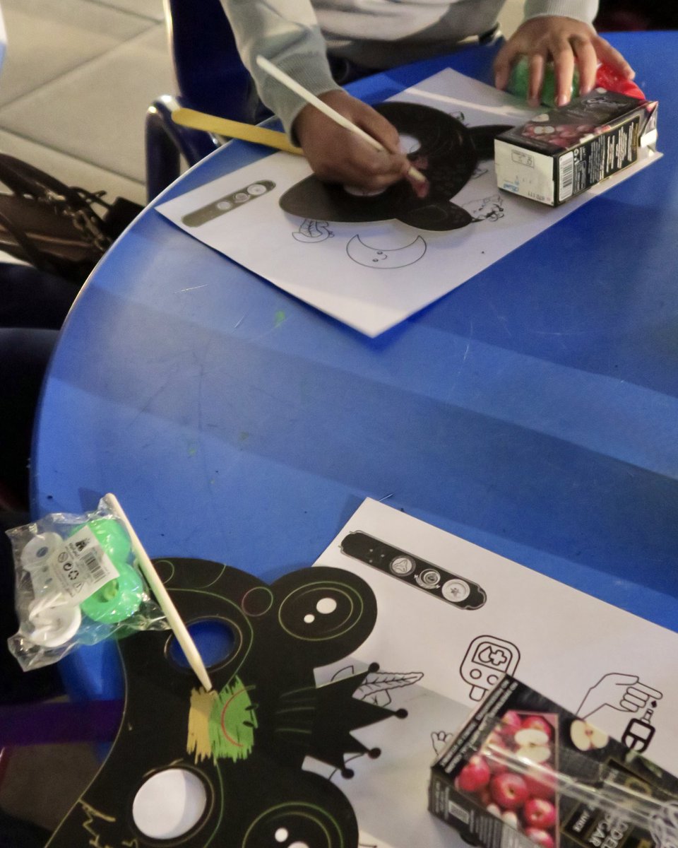 مـها tweet media