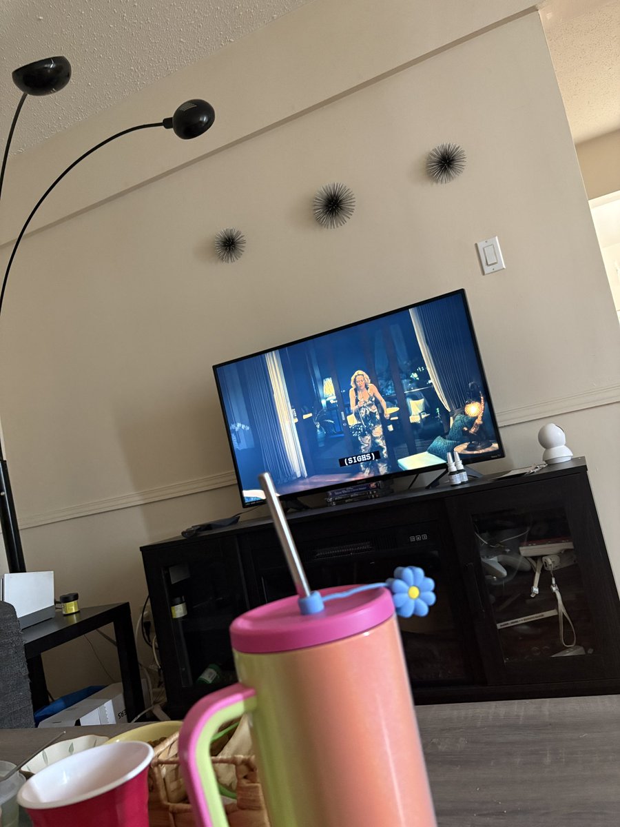 White lotus &amp; relaxation 

Findom paypig drain