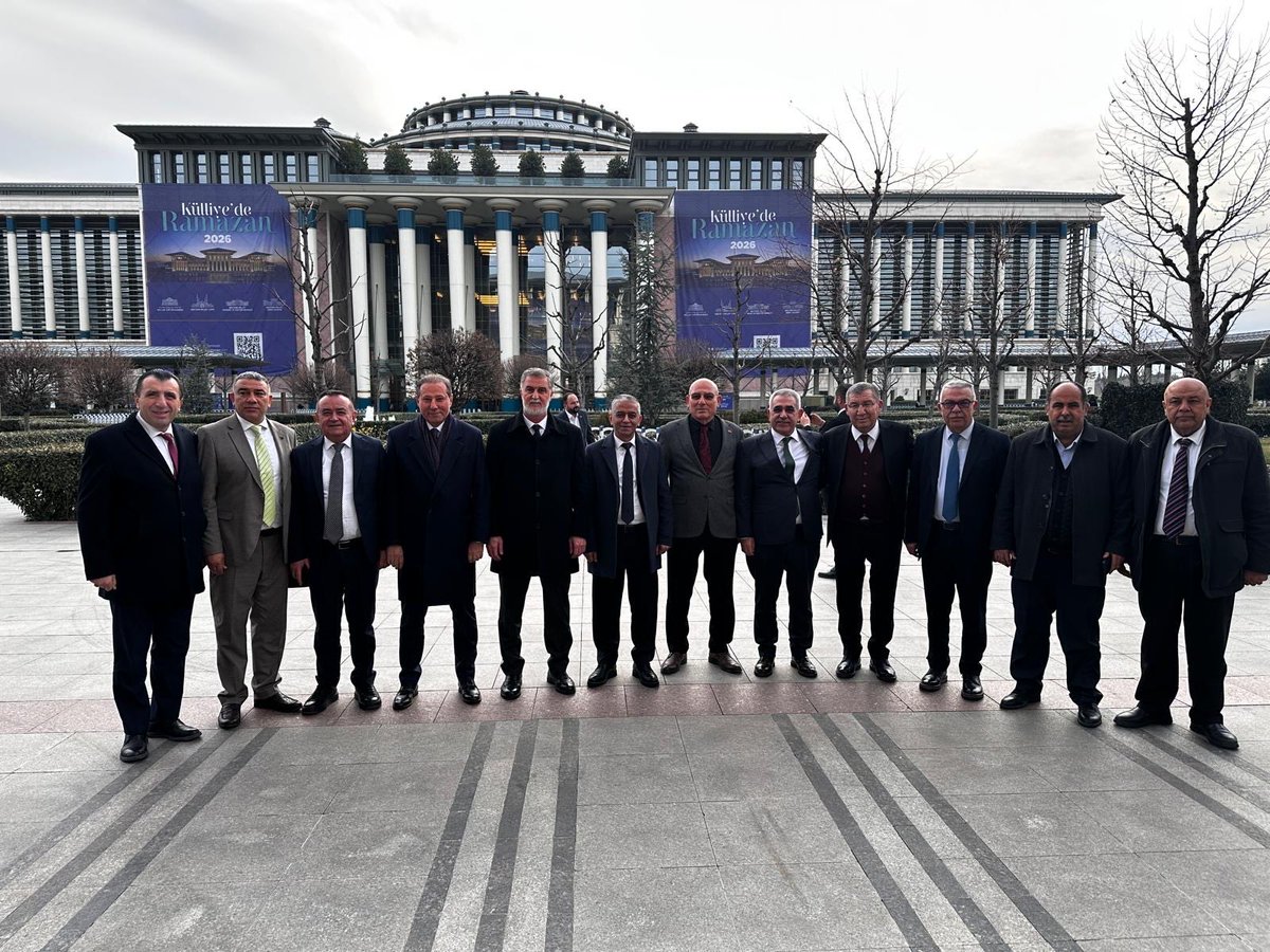 AnkaraOho's tweet photo. T.C Ticaret Bakanlığı tarafından düzenlenen ve Cumhurbaşkanımız Sn @RTErdogan’ın teşrifleriyle Külliye’de düzenlenen Esnaf ve Sanatkarlar İftar Programına katıldık.
İftar programına nazik davetleri için Ticaret Bakanımız Sn @omerbolatTR ve ESK Genel Müdürümüze teşekkür ederiz. https://t.co/tjUxiAj4Po
