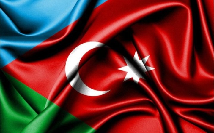 KutluBuduncar's tweet photo. Güney Azerbaycan Türkündür! 
#KanHafızamızTürk de  #SoydaşınaSahipÇık https://t.co/kA1Ejgg5Kh