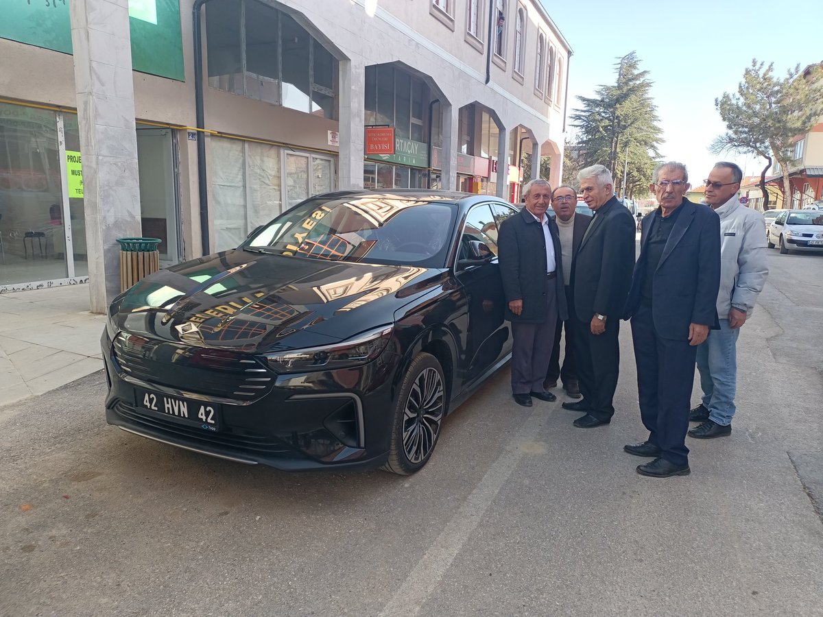 Hutashyk's tweet photo. Türkiye’nin yerli ve milli otomobili TOGG Hüyük ilçemize hayırlı olsun.
Başkanımız @drsadiksefer bey  ilçe Halkım ve şahsım adına Hüyük İlçemize olan katkı ve desteklerinden dolayı @Konyabuyuksehir değerli @u_ibrahim_altay Başkanıma ve tüm ekibine çok teşekkür ederim. dedi. https://t.co/Umfyp52miA