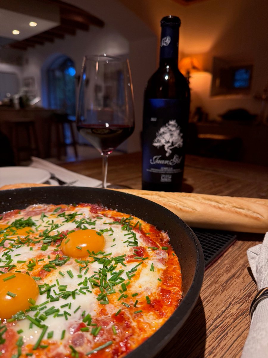 Hélène Lindgens tweet media