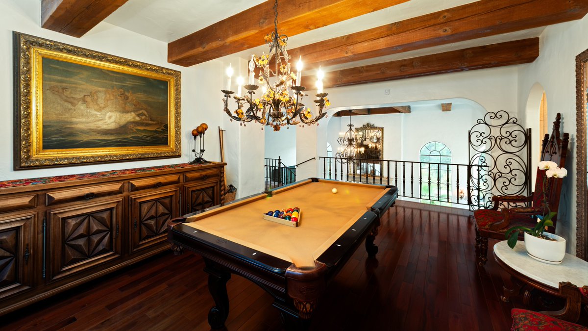 Douglas Elliman California tweet media