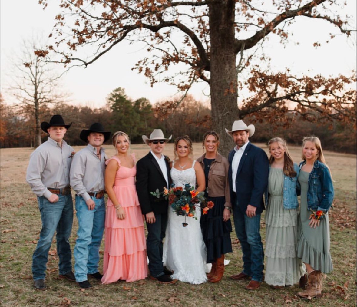 annamlulis's tweet image. BREAKING: Pro-life Senator Markwayne Mullin will become the new Secretary of Homeland Security

He is a Christian, husband, &amp;amp; father of 6

“I believe life begins at conception. I am proud to reside in &amp;amp; represent one of the most pro-life states in the country”

Huge win for life