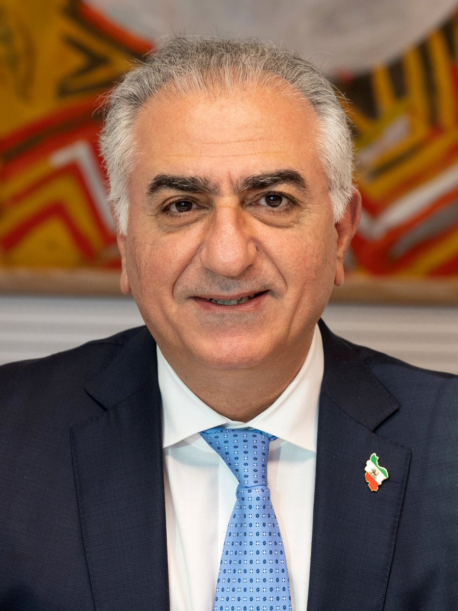 PooyaElham_Iran's tweet photo. ایرانی داد بزن📢
شاهتو فریاد بزن👑
#KingRezaPahlavi
#ThankYouNetanyah
#ThankYouTrump‌ https://t.co/5gnaTYwiVx