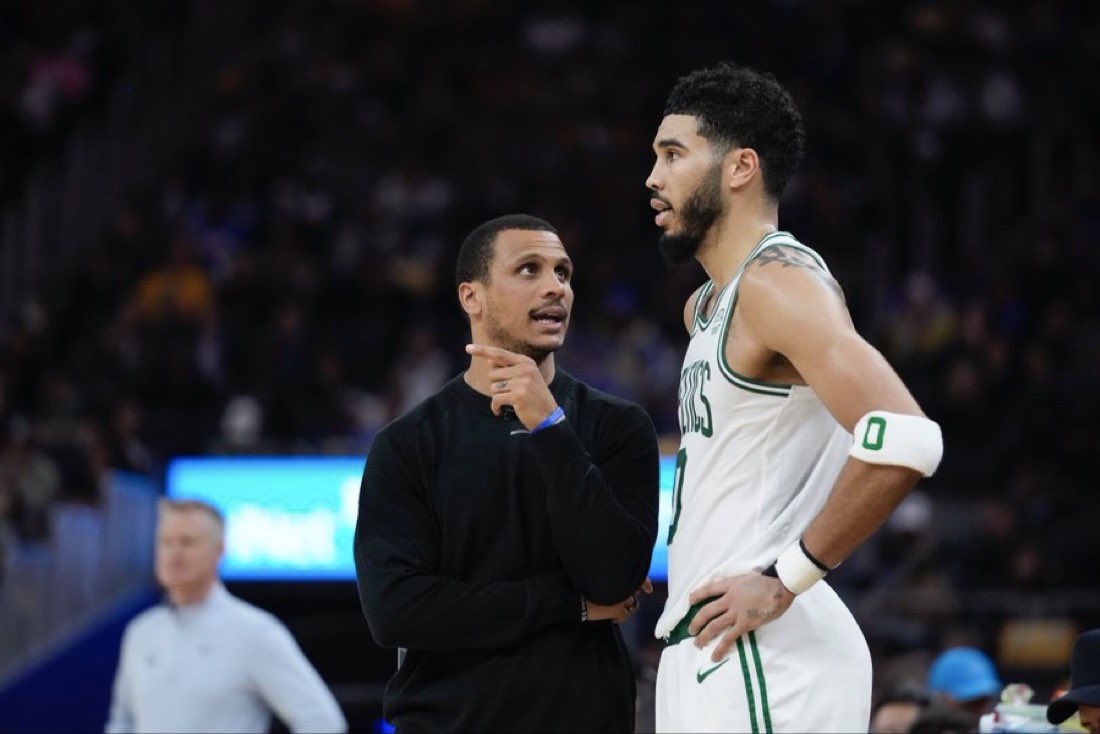 Fullcourtpass's tweet image. Joe Mazzulla when asked if Jayson Tatum will return in March

“I MIGHT NOT BE ALIVE… I GO TO BED QUESTIONABLE, I WAKE UP PROBABLE.” 

(Via @NBCSBoston, h/t @CourtsideBuzzX)