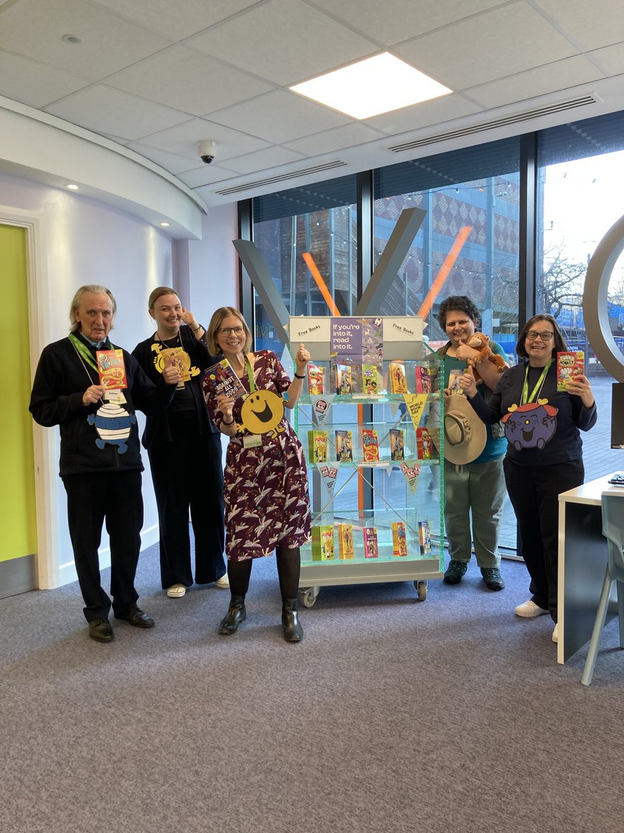 Bromley Libraries tweet media