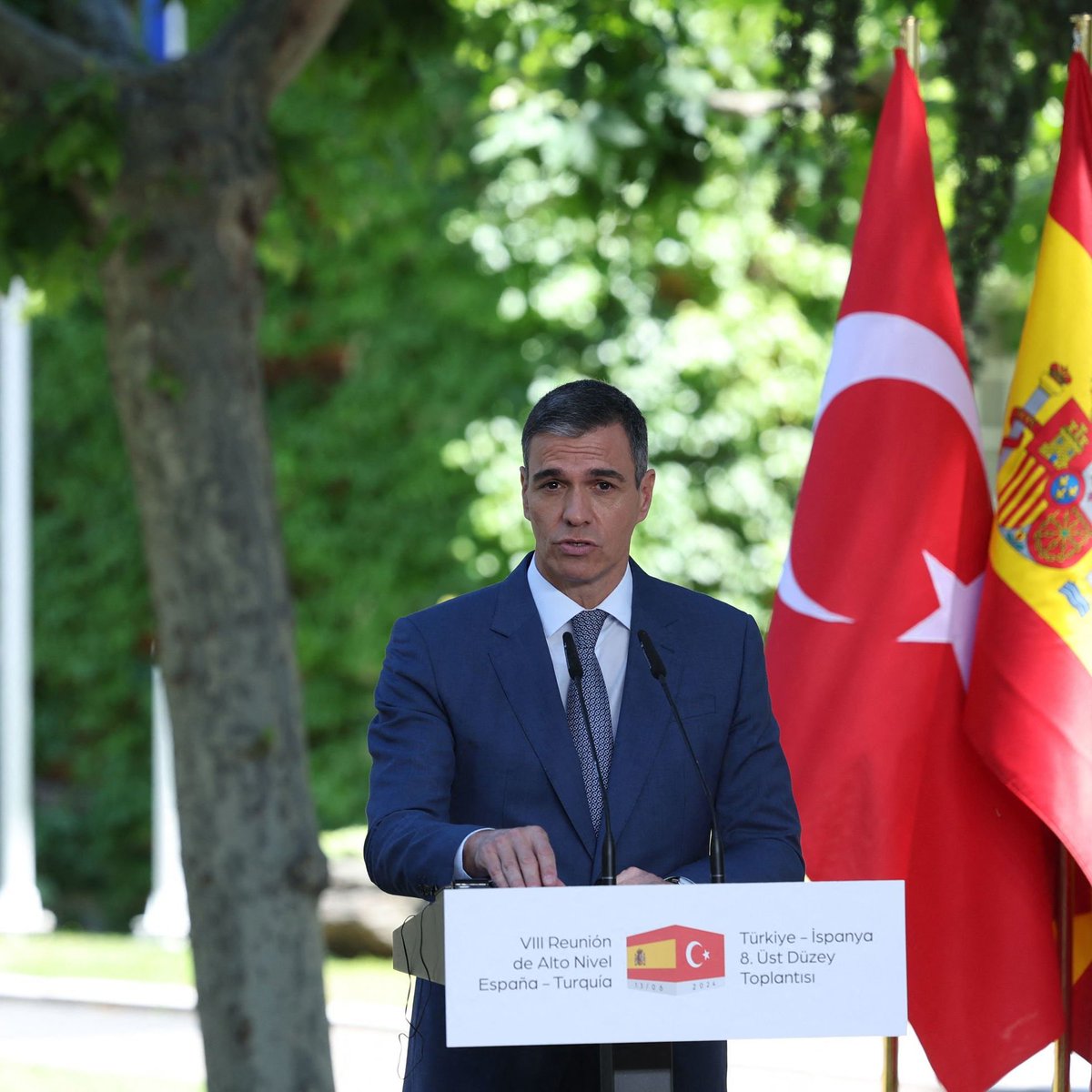 İspanya Başbakanı Pedro Sanchez: 

“Türkiye ile ilişkileri daha da güçlendirmeliyiz.”