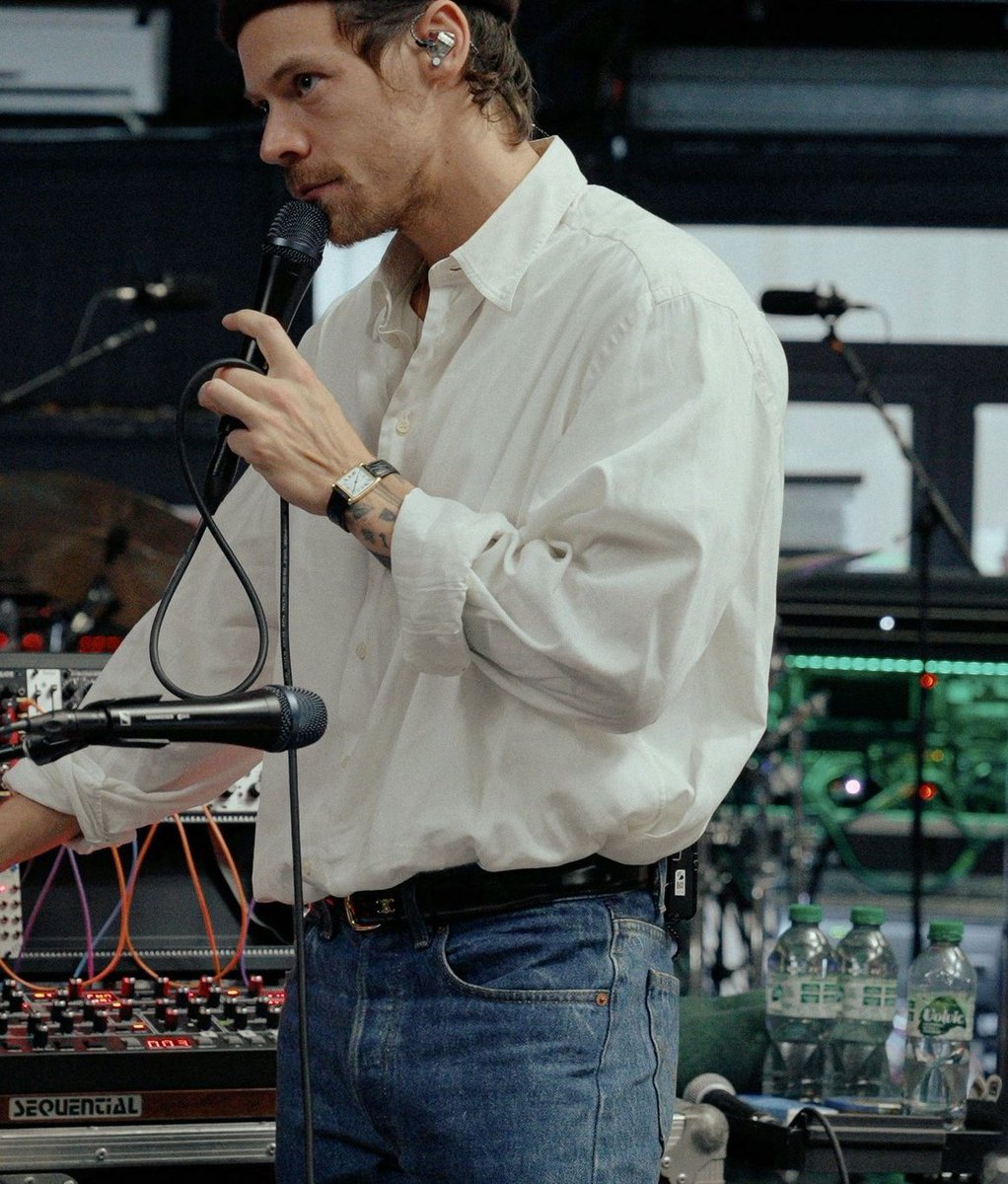 abril ໑🪩 tweet media